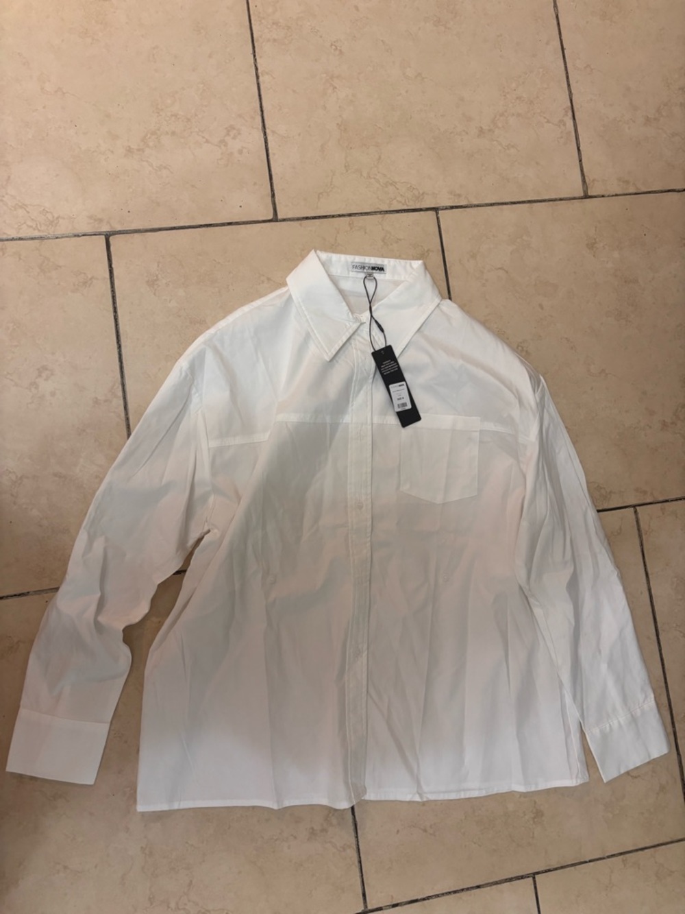 Fashion Nova White Button-Up Shirt